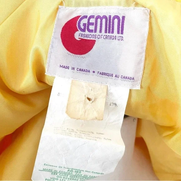 Vintage Yellow Floral Detail Rain Jacket - Picture 4 of 4